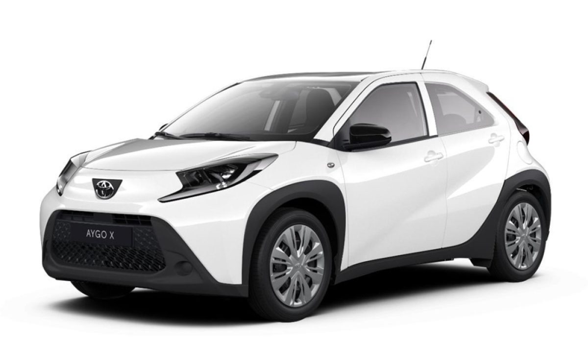toyota-aygo-x-1.0-active-noleggio-lungo-termine-subnoleggio-toyota-aygo